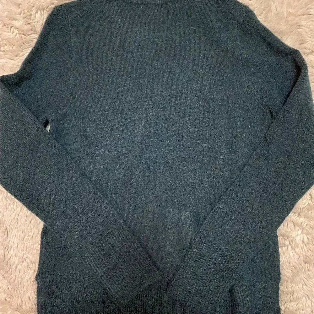 Old Navy long sleeve women’s cozy pullover Sweater size XS - Picture 2 of 2